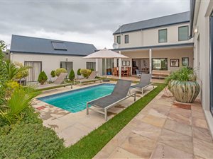 3 Bedroom House in Schonenberg Estate