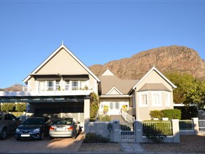 6 Bed House in Franschhoek