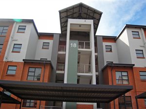 3 Bed Apartment in Modderfontein