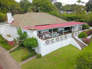 243 m² Commercial space in Dawncliffe