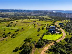 1039 m² Land available in Cintsa