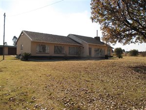 1.4 ha Smallholding in Valley Settlements AH