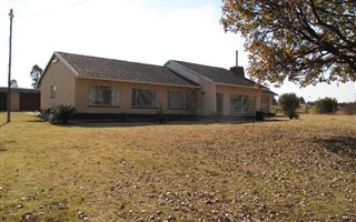 1.4 ha Smallholding in Valley Settlements AH