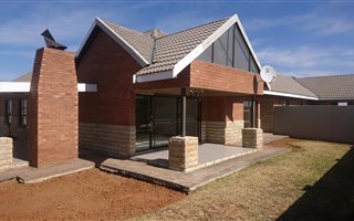 3 Bedroom Cluster in Bloemfontein