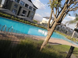 3 Bed Townhouse in Waterfall Estate