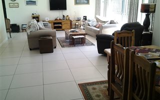 3 Bedroom House in Sunningdale