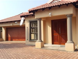 3 Bed House in Melodie