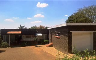4 Bedroom House in Breaunanda