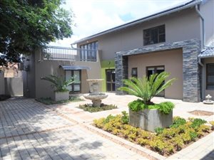 Office space in Lyttelton Manor