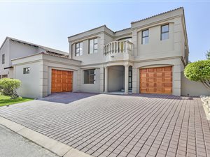 4 Bed House in Fourways