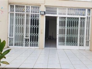 3 Bed Apartment in Northcliff