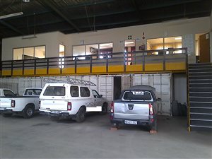 800 m² Industrial space in Sea Cow Lake