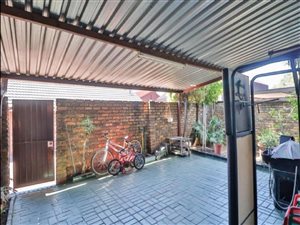 4 Bed Apartment in Silverton