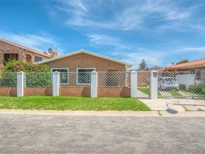 3 Bedroom House in Gelvan Park