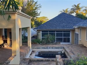 3 Bed House in Bryntirion