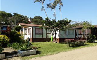 2 Bedroom Townhouse in Hibberdene
