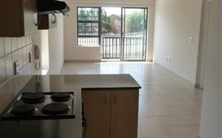 2 Bedroom Apartment in Uitenhage Central