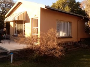 1 Bed Garden Cottage in Horizon View