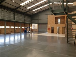 898 m² Industrial space in Eastleigh