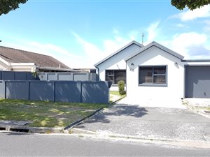 3 Bed House in Ottery