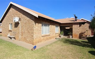 3 Bedroom Townhouse in Annlin