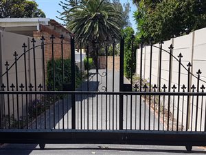 6 Bed House in Retreat