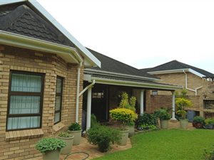 3 Bed Townhouse in Blue Bend