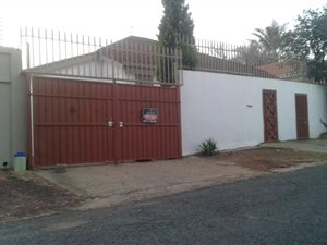 3 Bed House in Westdene