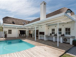 4 Bedroom House in Stellenbosch Farms