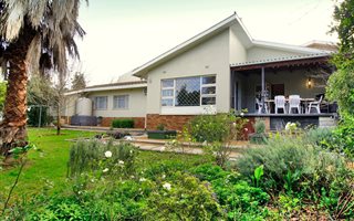 7 Bedroom House in Westridge