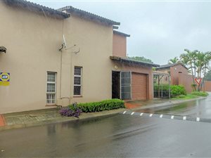 2 Bedroom Apartment in Arboretum