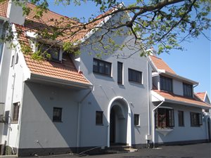 135 m² Office Space in Kloof