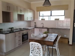 2 Bed Apartment in Weavind Park