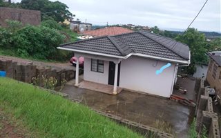 2 Bedroom House in Illovo Beach