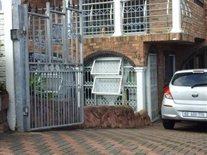 3 Bedroom House in Montford