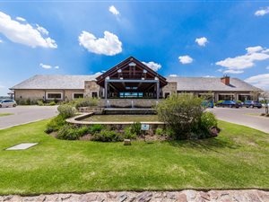 3 Bed House in Waterfall Country Estate