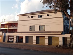 1000 m² Commercial space in Lenasia