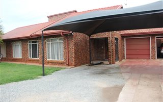 4 Bedroom House in Dassierand