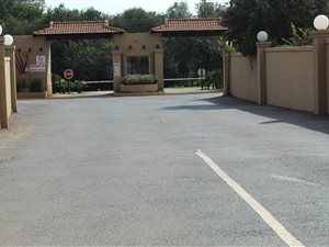 3 Bed House in Three Rivers East
