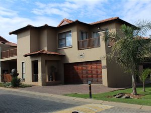 3 Bed House in Three Rivers East