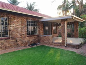 3 Bed Duet in Montana Park