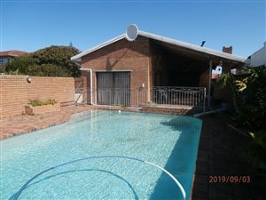 3 Bed House in Grassy Park