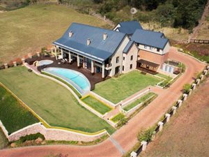 4 Bed Townhouse in Assagay