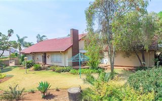 3 Bedroom House in Glen Marais
