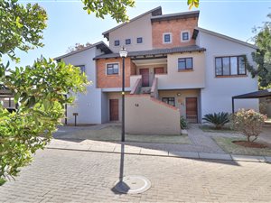 3 Bed House in Waterval East
