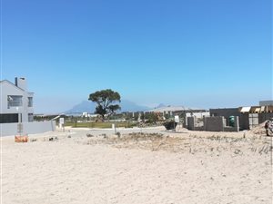 372 m² Land available in Parklands North