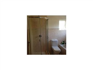 1 Bedroom Garden Cottage in Gallo Manor