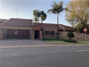 3 Bed House in Menlo Park