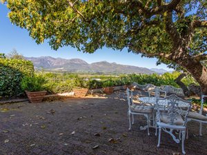 4 Bed House in Paarl