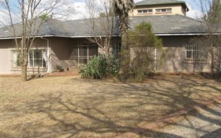 5 Bedroom House in Boschkop